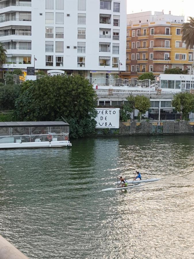 Magnifico Apartamento Tipo Duplex En Triana Sevilla Eksteriør billede