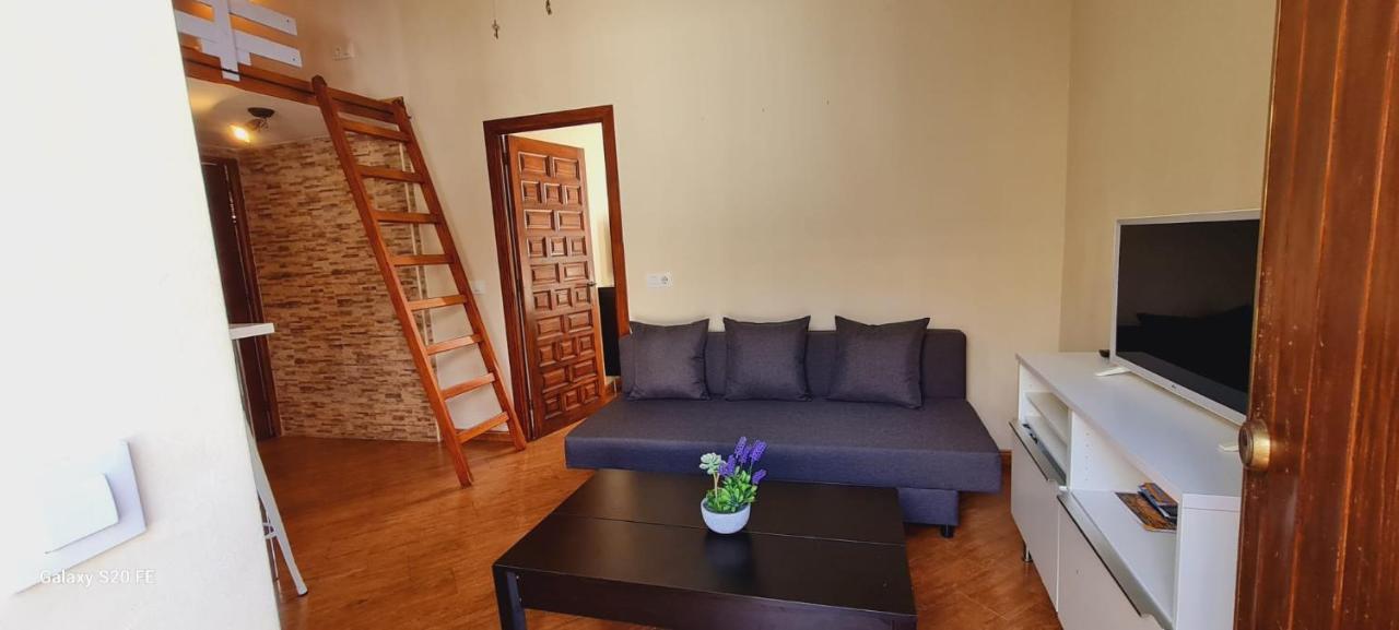 Magnifico Apartamento Tipo Duplex En Triana Sevilla Eksteriør billede